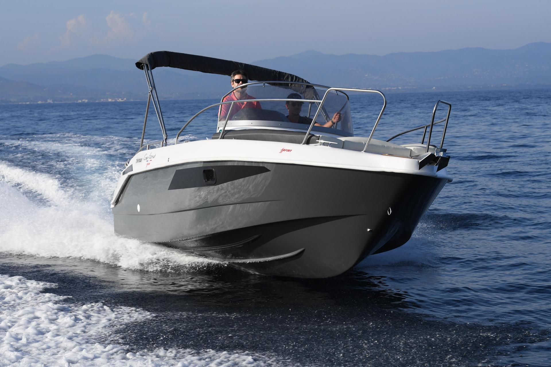 slider 0 B2 Marine Cap Ferret 702 Sun Deck